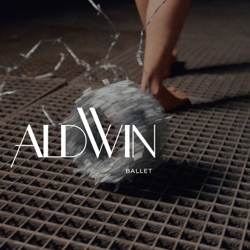 操你逼精品视频免费观看
